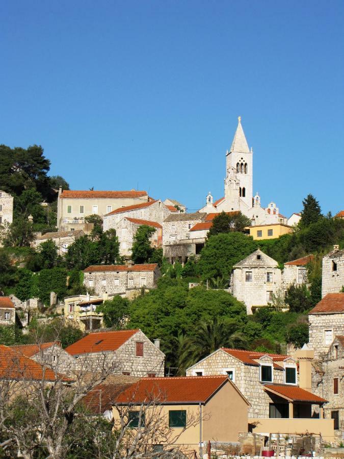 Apartments Luza Lastovo Bagian luar foto