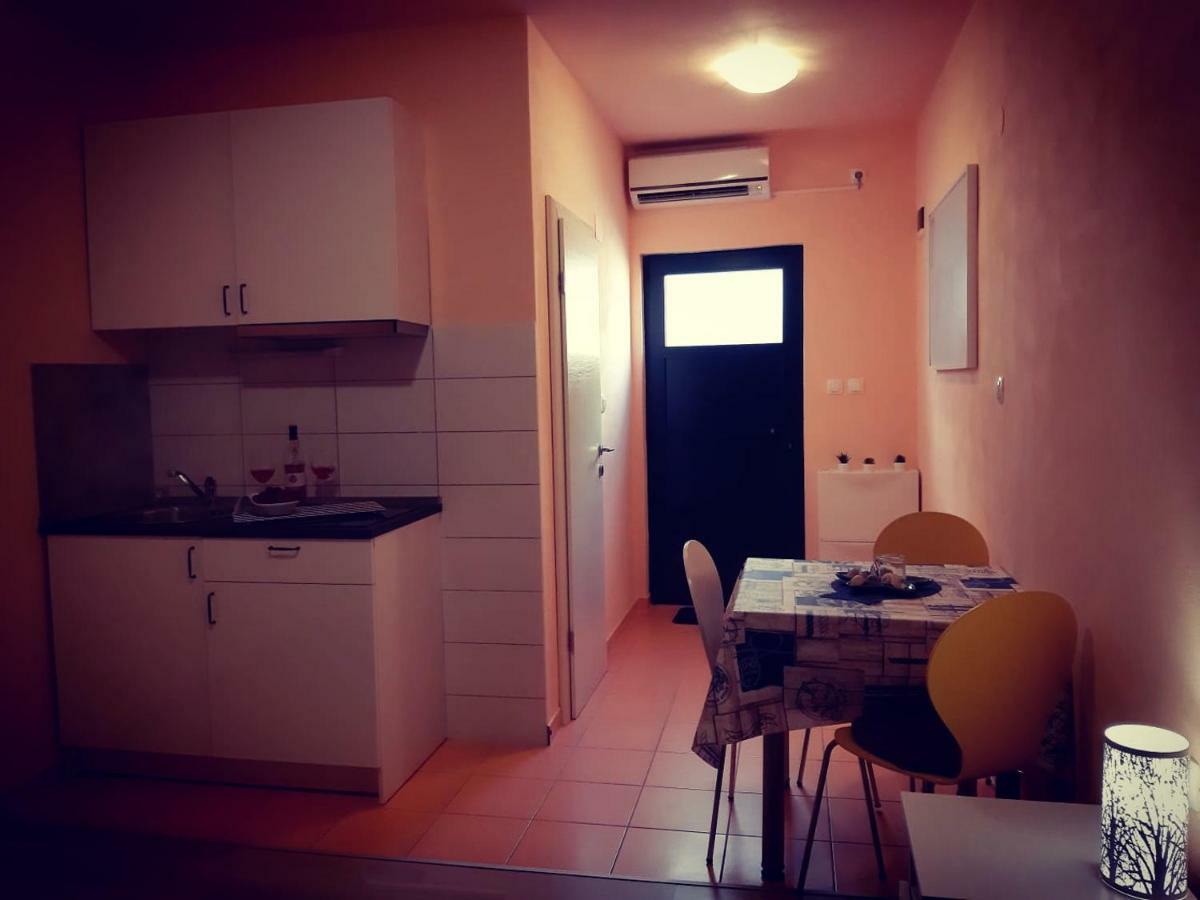 Apartments Luza Lastovo Bagian luar foto